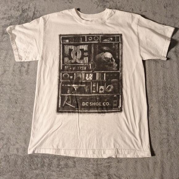 DC Shoe C0 Other - DC Shoe Co Skateboarding T-Shirt Size Medium White With Black Graphics Cotton